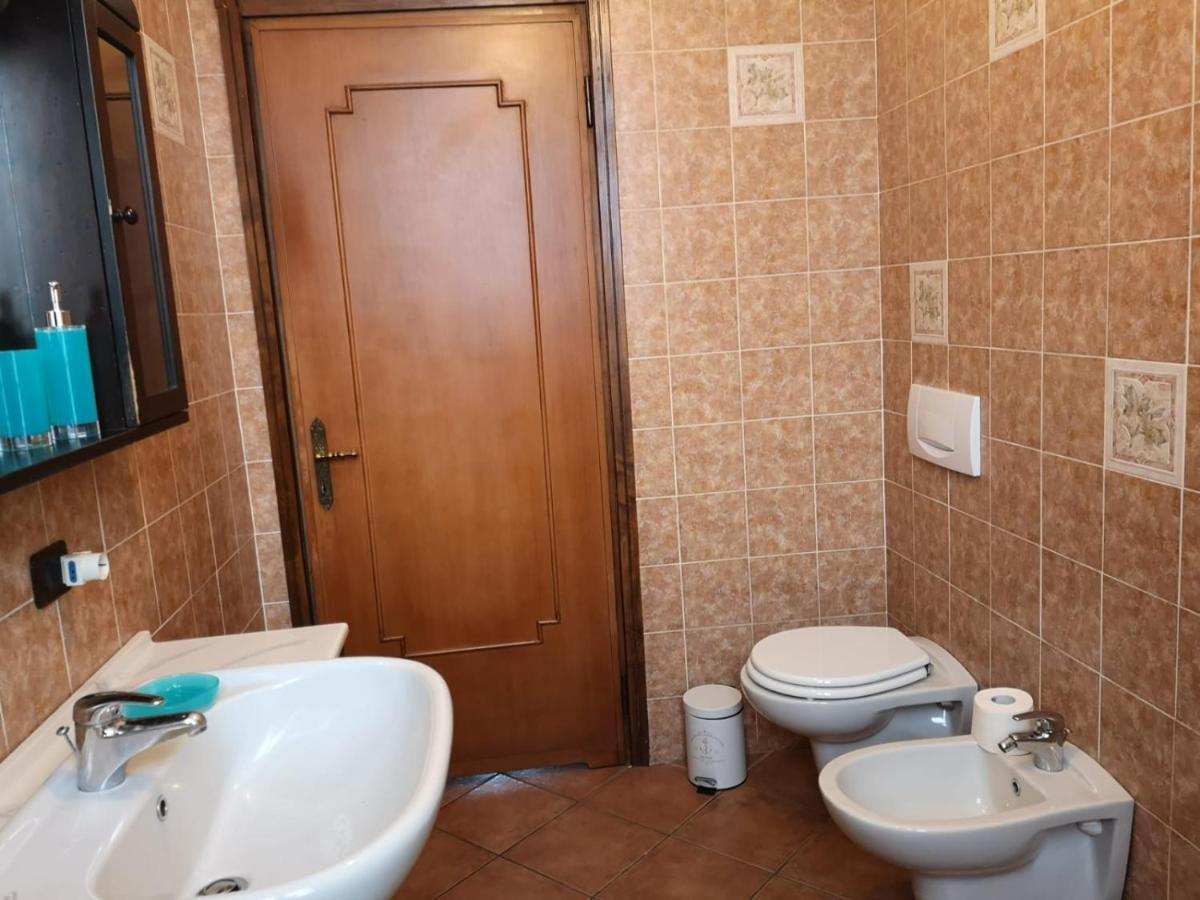Appartamento Le Due Rocche Arona Dış mekan fotoğraf