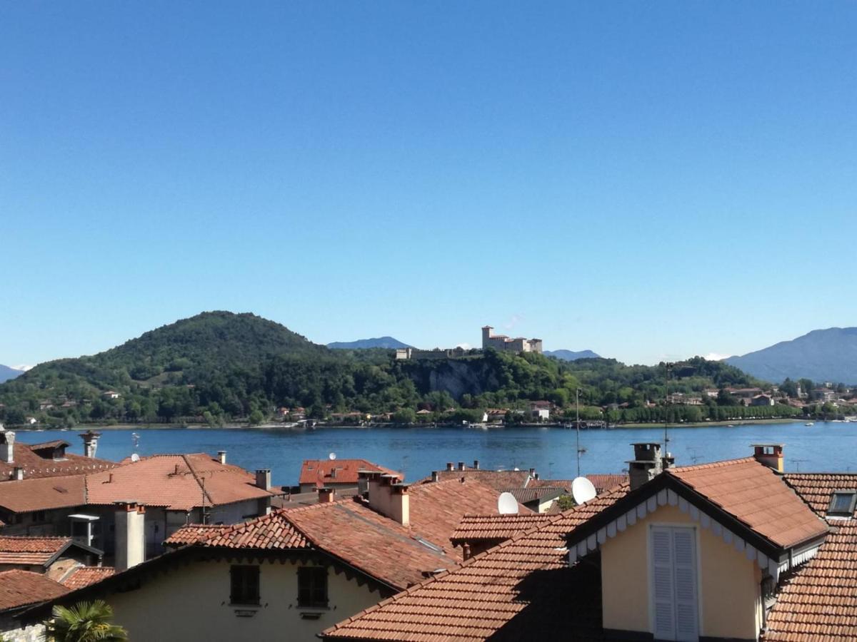 Appartamento Le Due Rocche Arona Dış mekan fotoğraf
